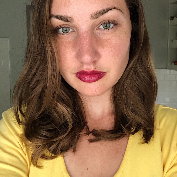 Meet your Posher, Rebecca - Picture 1 of 1